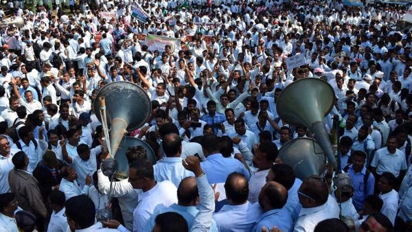 ଶିକ୍ଷକଙ୍କୁ ଓଡ଼ିଆ ନବ ବର୍ଷ ଭେଟି, ନିୟମିତ ହେବେ ଚୁକ୍ତିଭିତ୍ତିକ ଶିକ୍ଷକ