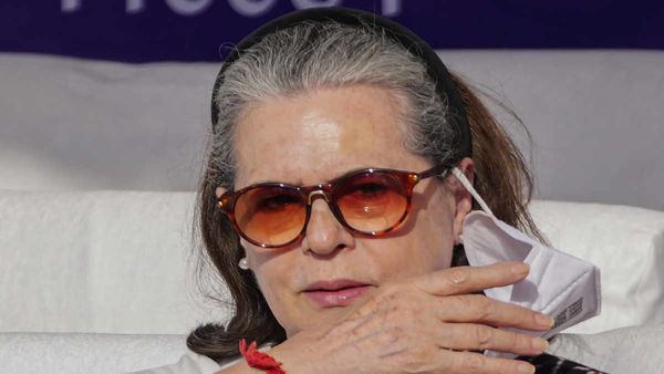 ସୋନିଆ ଗାନ୍ଧୀଙ୍କ ବିରୋଧରେ ନିର୍ବାଚନ ଆୟୋଗ ନିକଟରେ ଫେରାଦ ହେଲା ବିଜେପି, କହିଲା ‘ଟୁକଡେ-ଟୁକଡେ ଗ୍ୟାଙ୍ଗର ନେତା'