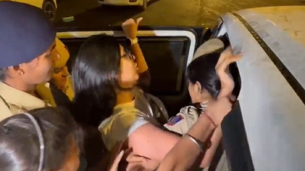 ବ୍ରିଜ ଭୂଷଣ ସିଂହଙ୍କୁ କାହିଁକି ସୁରକ୍ଷା ଦେଉଛି ଦିଲ୍ଲୀ ପୋଲିସ୍ : ସ୍ୱାତୀ ମାଲିୱାଲ