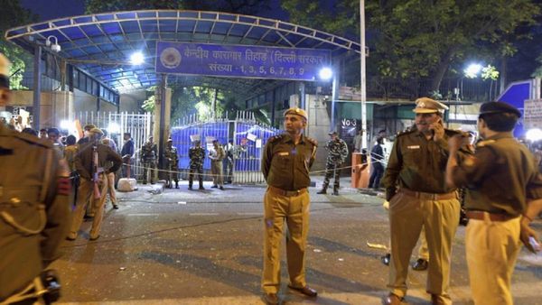 ରୋହିଣୀ କୋର୍ଟର ଗୁଳି ଚଳାଇଥିବା ଗ୍ୟାଙ୍ଗଷ୍ଟର ଟିଲୁ ତାଜପୁରିଆକୁ ତିହାର ଜେଲରେ ହତ୍ୟା