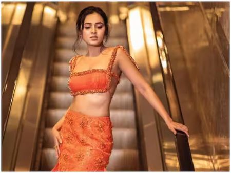 ଏ ହେଉଛି ତେଜସ୍ୱୀ ପ୍ରକାଶଙ୍କ ଫିଟନେସ୍ ମନ୍ତ୍ର, ଜାଣନ୍ତୁ ପତଳା ରହିବାକୁ ନେଇ କ'ଣ ରହିଛି ତାଙ୍କ ଜୀବନଚର୍ଯ୍ୟା