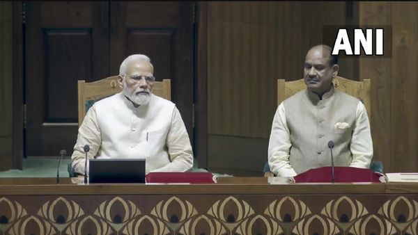 ନୂନତ ସଂସଦ ଗୃହ ଉଦଘାଟନୀ ଉତ୍ସବ ଲାଇଭ୍ ଅପଡେଟ୍: ଲୋକାର୍ପଣ ହେଲା ଦେଶର ନୂଆ ସଂସଦ ଭବନ