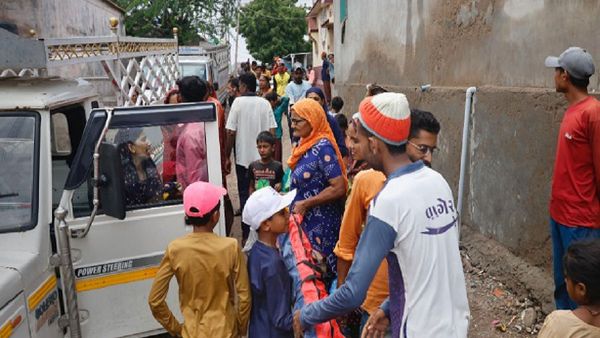 ବାତ୍ୟା ବିପର୍ଯ୍ୟୟ ସମୟରେ ଗୁଜୁରାଟର 274 ମହିଳା ଡାକ୍ତରଖାନାରେ ଜନ୍ମ ଦେଇଛନ୍ତି ସନ୍ତାନ