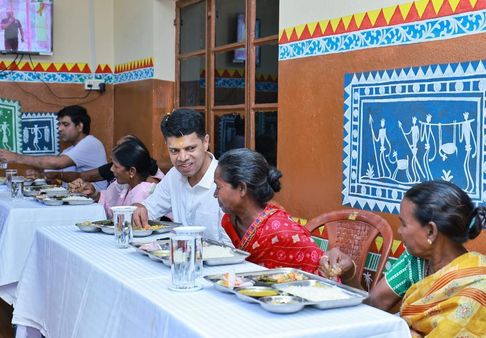 କେନ୍ଦୁଝର ବିକାଶମୂଳକ କାମର ସମୀକ୍ଷା କଲେ 5T ସଚିବ:ଭୀମକୁଣ୍ଡକୁ ମିଳିବ ଆନ୍ତର୍ଜାତିକ ପର୍ଯ୍ୟଟନ ସ୍ଥଳୀର ମାନ୍ୟତା