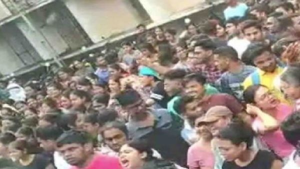 MKCG ଏବଂ VIMSAR ର ଛାତ୍ର ଗୋଷ୍ଠୀ ମୁହାଁମୁହିଁ, ୟୁଫୋରିଆ ବେଳେ ଅଘଟଣ