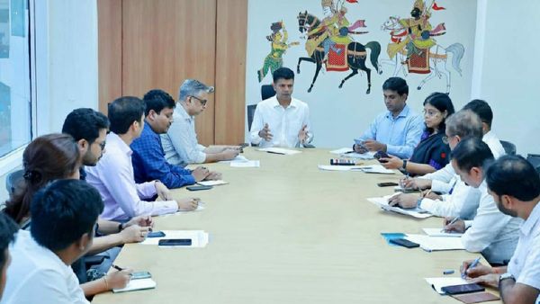 ଜିଲ୍ଲାଗୁଡିକରେ ବିଭିନ୍ନ ବିକାଶମୂଳକ କାର୍ଯ୍ୟର ଅଗ୍ରଗତି ସମୀକ୍ଷା