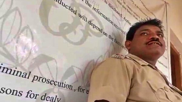 ଲାଞ୍ଚ ନେଉଥିବା ଭିଡିଓ ଭାଇରାଲ୍‌, ବିଶୋଇ ଥାନା ଏଏସଆଇ ନିଲମ୍ବିତ