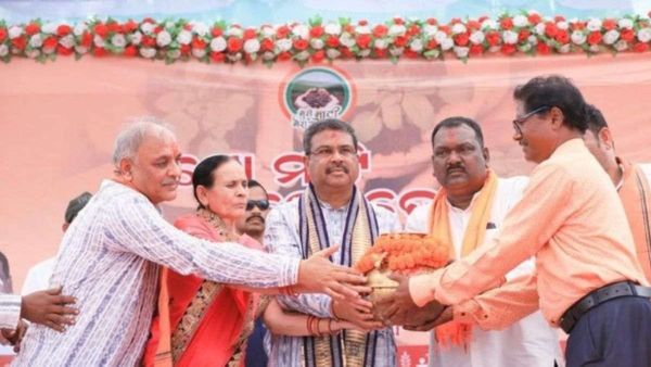 ବୀର ସୁରେନ୍ଦ୍ର ସାଏଙ୍କ ଜନ୍ମମାଟି ସମ୍ବଲପୁର ଖିଣ୍ଡାରେ 'ମୋ ମୋଟି ମୋ ଦେଶ' କାର୍ଯ୍ୟକ୍ରମ