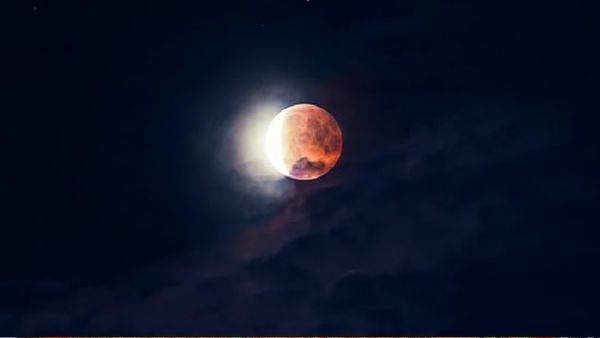 ଖାଲି ଆଖିରେ ଦେଖି ପାରିବେ କି ଆଜିର ଚନ୍ଦ୍ରଗ୍ରହଣ !