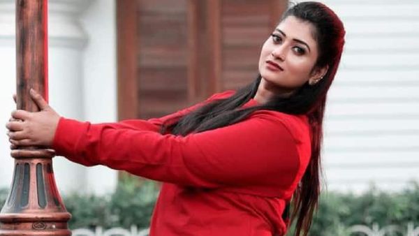 ଫ୍ଲାଟରୁ ମିଳିଲା ଅଭିନେତ୍ରୀଙ୍କ ଝୁଲନ୍ତା ମୃତଦେହ