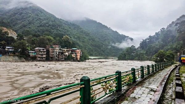 ସିକ୍କିମରେ ଜଳପ୍ରଳୟ: ଭୟଙ୍କର ବନ୍ୟାରେ ଗଲାଣି ୧୪ ଜୀବନ, ୧୦୨ ଜଣ ନିଖୋଜ