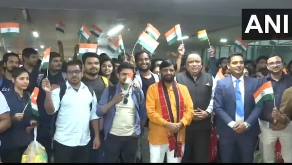 ଅପରେସନ୍ ଅଜୟ: ଇସ୍ରାଏଲରୁ ସ୍ୱଦେଶ ଫେରିଲେ ଆଉ 197 ଭାରତୀୟ