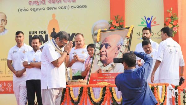 ରାଷ୍ଟ୍ରର ଏକତା, ଅଖଣ୍ଡତା ଓ ସୁରକ୍ଷାକୁ ବଜାୟ ରଖିବା ପାଇଁ ନିଜକୁ ସମର୍ପିତ କରିବା- ଧର୍ମେନ୍ଦ୍ର