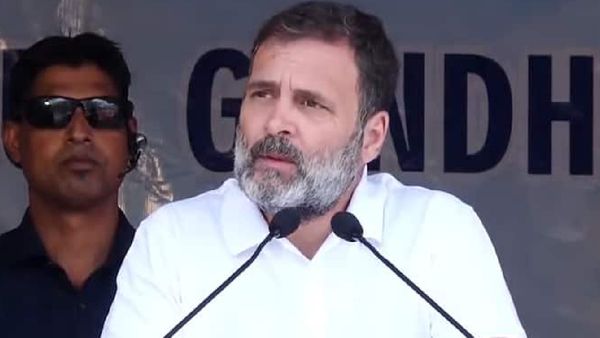 କେସିଆର୍ ପାଠ ପଢିଥିବା ସ୍କୁଲ କଂଗ୍ରେସ ନିର୍ମାଣ କରିଛି: ରାହୁଲ ଗାନ୍ଧି