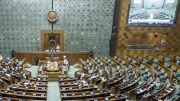 ପୁଣି ଲୋକସଭାରୁ ନିଲମ୍ବିତ ହେଲେ ୩ ସାଂସଦ