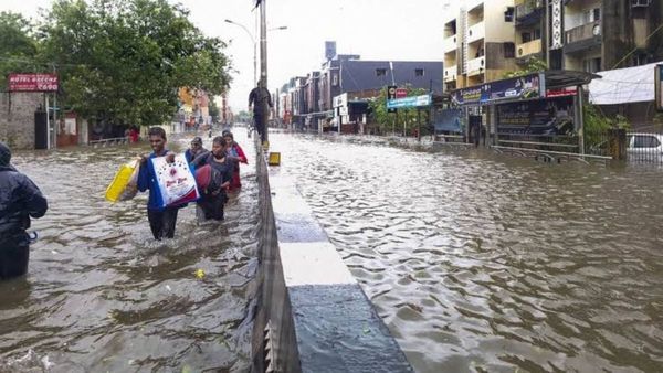 Cyclone Michaung: ଦୁର୍ବଳ ହେଉଛି ମିଗଜୋମ ! ଭିଜୁଛି ଦକ୍ଷିଣ ଓଡ଼ିଶା