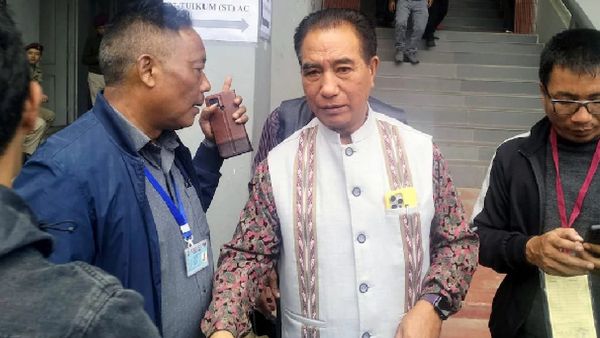 ମିଜୋରାମ ମୁଖ୍ୟମନ୍ତ୍ରୀ ଭାବେ ଶପଥ ନେଲ ଲାଲଡୁହୋମା, ଜାଣନ୍ତୁ IPSରୁ ମୁଖ୍ୟମନ୍ତ୍ରୀ ପର୍ଯ୍ୟନ୍ତର ସଫର