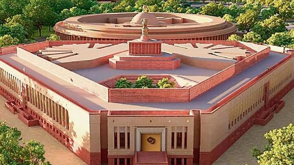 ସଂସଦର ସୁରକ୍ଷା କିପରି ହୋଇଥାଏ? କିଭଳି ଦୁଇ ଜଣ ଏହାକୁ ଭାଙ୍ଗି ଲୋକସଭାକୁ ଡେଇଁଲେ