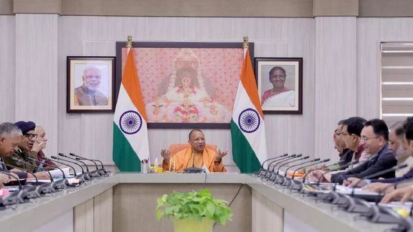 ରାମ ମନ୍ଦିର ପ୍ରତିଷ୍ଠା ଉତ୍ସବ ପାଇଁ ଯୋଗୀଙ୍କ ଉଚ୍ଚସ୍ତରୀୟ ବୈଠକ, ଅଧିକାରୀଙ୍କୁ ଦେଲେ ଏମିତି ନିର୍ଦ୍ଦେଶ