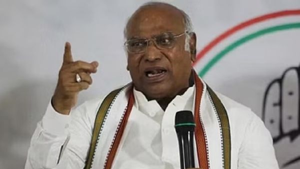 ଗଣତନ୍ତ୍ର ଦିବସରେ ବିଜେପିକୁ ଟାର୍ଗେଟ କଲେ ଖର୍ଗେ, କହିଲେ ମୋଦି....