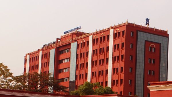 କନିଷ୍ଠ ଶିକ୍ଷକ ନିଯୁକ୍ତି ଉପରେ ରୋକ ଲଗାଇଲେ ହାଇକୋର୍ଟ