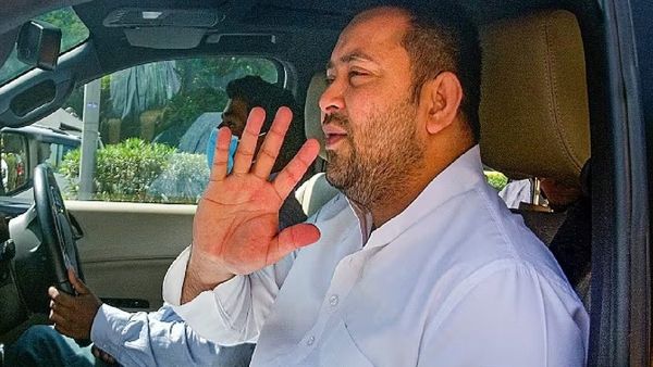 ବହାର ରାଜନୈତିକ ସଂକଟ ମଧ୍ୟରେ ତେଜସ୍ୱୀଙ୍କ ବୟାନ, କହିଲେ ଖେଳ ହେବାକୁ ବହୁତ କିଛି ବାକି ଅଛି