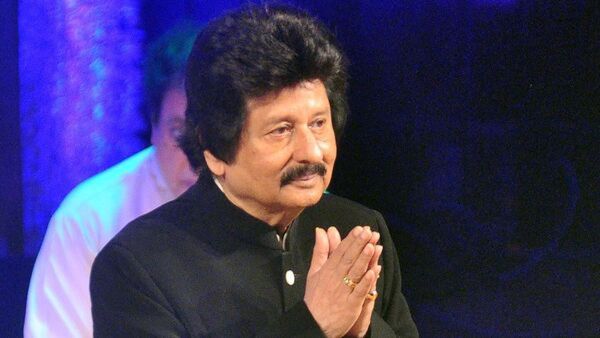 Pankaj Udhas:ସଫଳତା ହାସଲ କରିବା ଏତେ ସହଜ ନଥିଲା, ପ୍ରଥମ ଗୀତରେ ମିଳିଥିଲା ମାତ୍ର ୫୧ ଟଙ୍କା