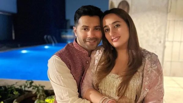 ପିତା ହେବାକୁ ଯାଉଛନ୍ତି ବରୁଣ ଧୱନ, ସେୟାର କଲେ ଏପରି ଫଟୋ