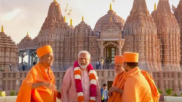 ଆବୁଧାବିରେ ହିନ୍ଦୁ ମନ୍ଦିର ଉଦଘାଟନ କଲେ ମୋଦୀ, ୟୁଏଇ ସରକାରଙ୍କୁ କହିଲେ .....