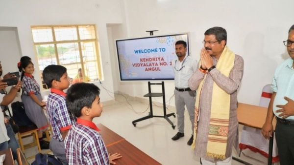 ଅନୁଗୋଳରେ ‘ସ୍କିଲ୍ ଇଣ୍ଡିଆ ସେଣ୍ଟର’, କେନ୍ଦ୍ରୀୟ ବିଦ୍ୟାଳୟ -୨ ଓ ଜନ ଶିକ୍ଷଣ ସଂସ୍ଥାନ ଲୋକାର୍ପିତ