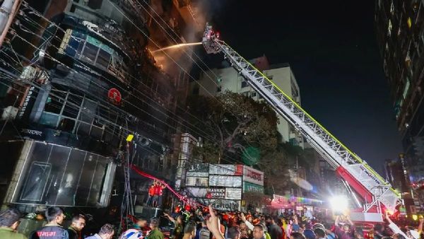 ରେଷ୍ଟୁରାଣ୍ଟରେ ଲାଗିଲା ନିଆଁ, ୨୨ ଜଣ ଗୁରୁତର