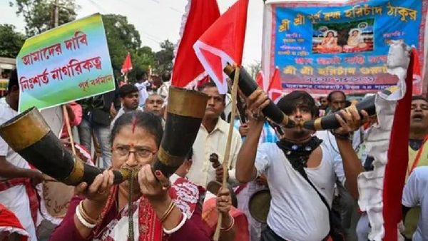 କିଏ ସେହି ବଙ୍ଗଳାର ମତୁଆ ସମ୍ପ୍ରଦାୟ? CAA ଲାଗୁ ହେବା ପରେ ୩୦ ଲକ୍ଷ ଲୋକ ପାଳିଲେ ଉତ୍ସବ