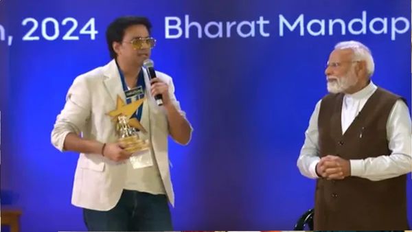 Creators Award: RJ ରୋନକ ଏପରି ଅନ୍ଦାଜ ଜିଣିଲେ ପ୍ରଧାନମନ୍ତ୍ରୀଙ୍କ ମନ