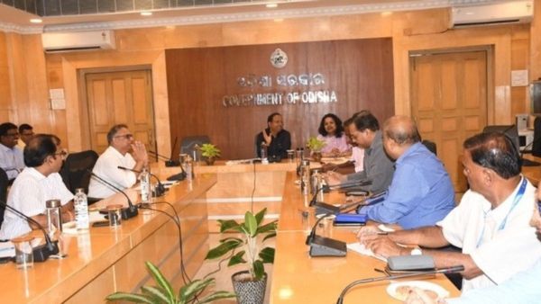 ରାଜ୍ୟରେ ଗ୍ରୀଷ୍ମ ପ୍ରବାହ ସ୍ଥିତି ସମ୍ପର୍କରେ ମୁଖ୍ୟ ଶାସନ ସଚିବଙ୍କ ସମୀକ୍ଷା; ପାନୀୟ ଜଳ ଯୋଗାଣ ଉପରେ ଗୁରୁତ୍ଵ