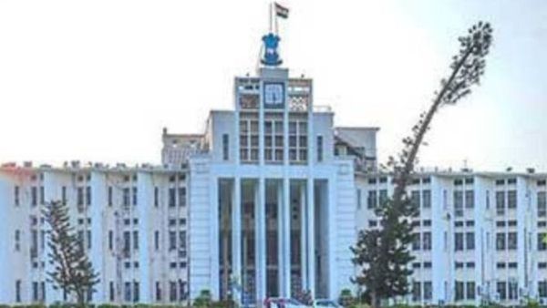 ଆଇଏଏସ୍‌ ସ୍ତରରେ ଅଦଳ ବଦଳ; ପାରୁଲ ପଟାୱାରି ହେଲେ OSEPAର ପ୍ରକଳ୍ପ ନିର୍ଦ୍ଦେଶକ, ସମର୍ଥ ବର୍ମାଙ୍କୁ ଅତିରିକ୍ତ ଦାୟିତ୍ବ