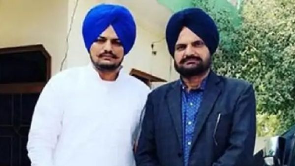 ସିଦ୍ଧୁ ମୁସୱୋଲାଙ୍କ ବାପା ଲଢିବେ ଲୋକସଭା ନିର୍ବାଚନ, ଏହି ଦଳରୁ କରିବେ ପ୍ରତିଦ୍ୱନ୍ଦିତା