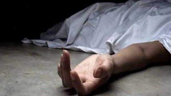 ରାସ୍ତା ମଝିରେ ଯୁବକକୁ ଖଣ୍ତାରେ ହାଣି ହତ୍ୟା
