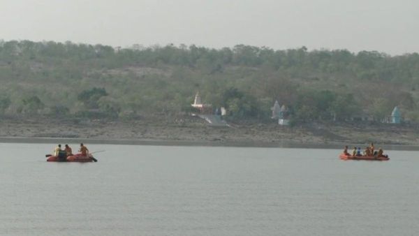 ମହାନଦୀରେ ଡଙ୍ଗା ବୁଡିବା ଘଟଣା; ଡଙ୍ଗା ଚାଳକ ଓ ଡଙ୍ଗା ଘାଟ ମାଲିକ ଗିରଫ