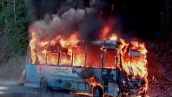 ବସରେ ଲାଗିଲା ନିଆଁ: ୮ ଜଣ ଜୀବନ୍ତ ଦଗ୍ଧ