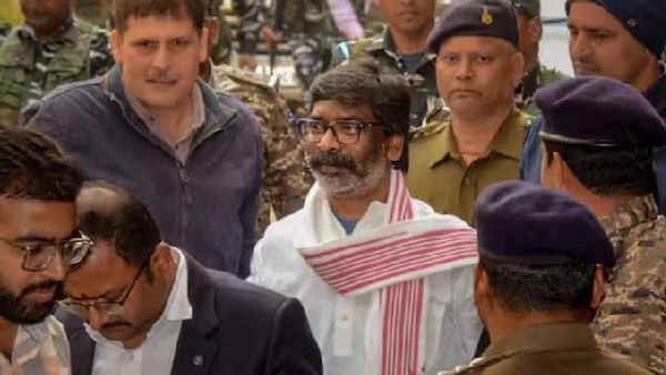 ହେମନ୍ତ ସୋରେନଙ୍କୁ ବଡ ଝଟକା: ନିର୍ବାଚନ ପାଇଁ ମଧ୍ୟବର୍ତ୍ତୀକାଳୀନ ଜାମିନ ଦେବାକୁ ମନା କଲେ ସୁପ୍ରିମକୋର୍ଟ