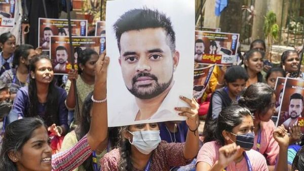 ଯୌନ ନିର୍ଯାତନା ମାମଲା: ଜୁନ୍ ୬ ତାରିଖ ପର୍ଯ୍ୟନ୍ତ ରେଭାନ୍ନାଙ୍କୁ ରିମାଣ୍ତରେ ନେଲା SIT