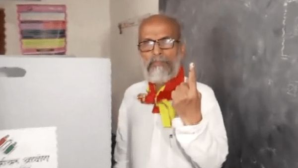 ଭୋଟ୍ ଦେଲେ ପ୍ରତାପ ଷଡଙ୍ଗୀ, କହିଲେ ଭୋଟ୍ ଦେବା ପ୍ରତ୍ୟେକ ନାଗରିକଙ୍କର ଏକ ଗୁରୁତ୍ୱପୂର୍ଣ୍ଣ ଅଧିକାର