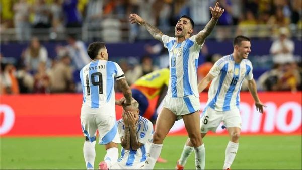 Copa America 2024: ବେକାର ହେଲାନି ମେସିଙ୍କ ଲୁହ, କଲମ୍ବିଆକୁ ୧-୦ରେ ପରାସ୍ତ କରି ଆର୍ଜେଣ୍ଟିନା କୋପା ଆମେରିକା କପ୍ ଚାମ୍ପିଅନ୍