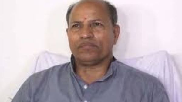 ନବୀନ ବାଣ୍ଟିଥିଲେ ବିଭାଗ, ବିଷ୍ପୋରକ ବୟାନ ଦେଲେ ଅମର