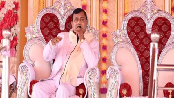 ହାଥରସ୍ ଦଳାଚକାଟ ଘଟଣାରେ ବାବା ଭୋଲେଙ୍କ ଆସିଲା ପ୍ରଥମ ପ୍ରତିକ୍ରିୟା, କହିଲେ ଏଥିପାଇଁ......