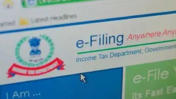 Income Tax Return: ବିଳମ୍ବରେ ଆୟକର ଦାଖଲ ପଡ଼ିପାରେ ମହଙ୍ଗା, ଏହି ତାରିଖ ପୂର୍ବରୁ କରନ୍ତୁ ITR