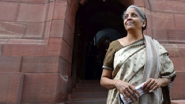 ଲୋକସଭାରେ ଉପସ୍ଥାପିତ ହେଲା ଅର୍ଥନୈତିକ ସର୍ଭେ, ଜାଣନ୍ତୁ କେତେ ରହିବ GDP