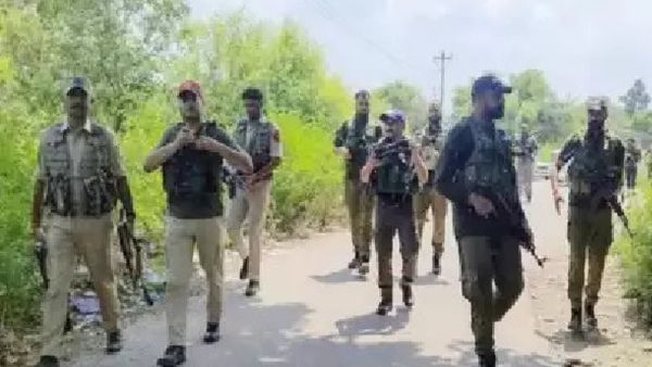 ଜାମ୍ମୁ କାଶ୍ମୀରେ ଆତଙ୍କବାଦୀ ଆକ୍ରମଣ: ସେନା ମୁଖ୍ୟଙ୍କୁ ବଡ଼ ନିର୍ଦ୍ଦେଶ ଦେଲେ ପ୍ରତିରକ୍ଷା ମନ୍ତ୍ରୀ ରାଜନାଥ ସିଂ