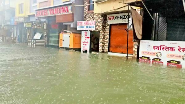 ଗୁଜରାଟରେ ପ୍ରବଳ ବର୍ଷା ପରେ ବନ୍ୟା ସ୍ଥିତି: ୨୯ ଜଣଙ୍କ ମୃତ୍ୟୁ