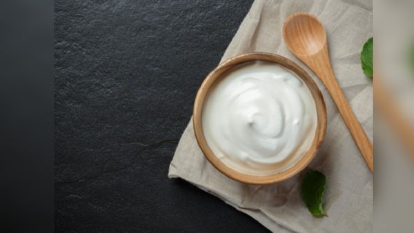 ଜାଣନ୍ତୁ ରାତିରେ କାହିଁକିକ ଖାଆନ୍ତି ନାହିଁ ଦହି